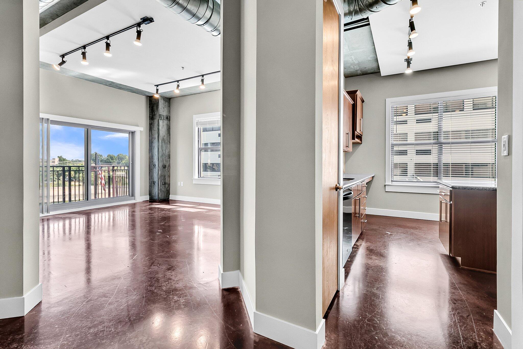 150 Bee Street # 415