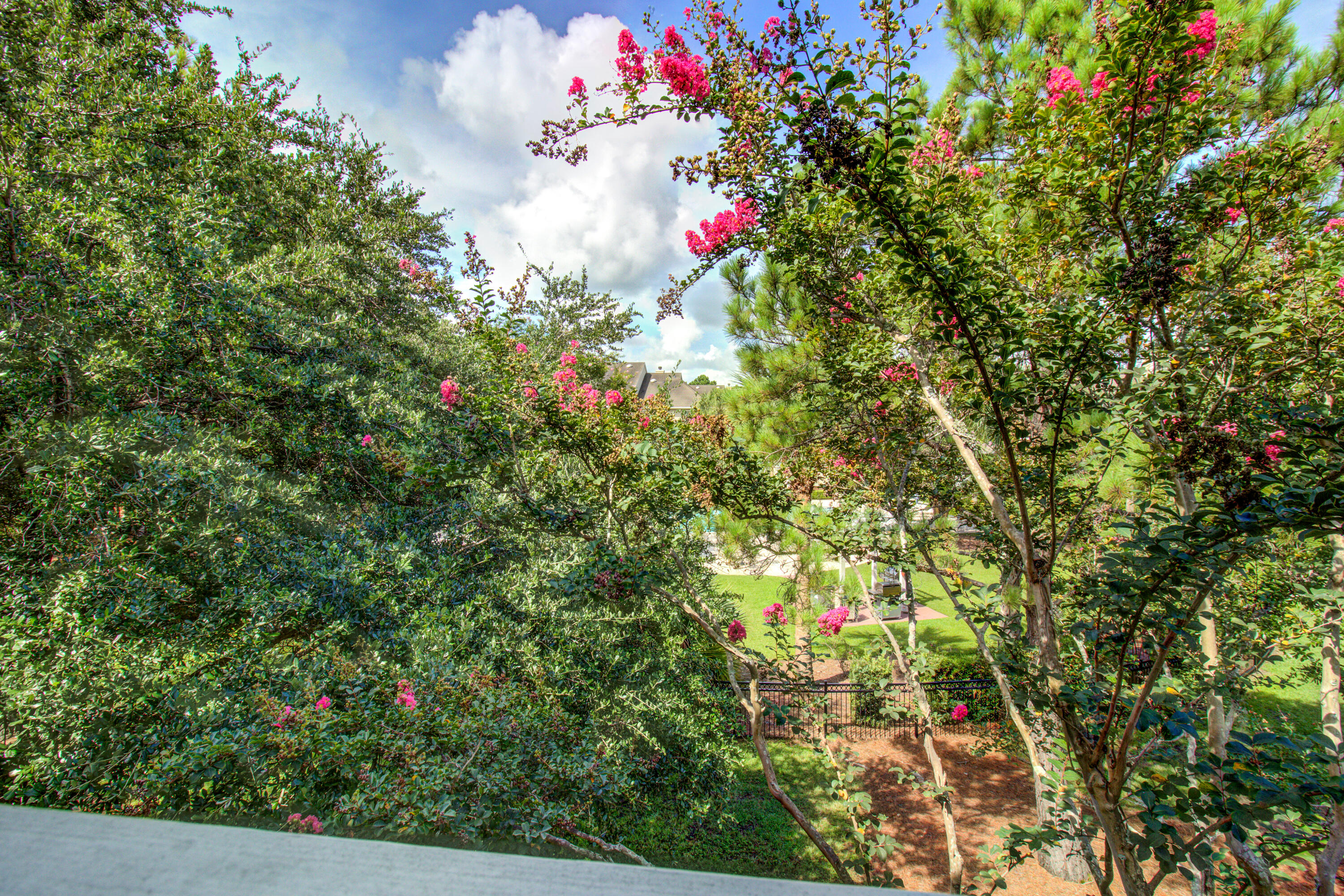 1600 Long Grove Drive Drive Unit 928