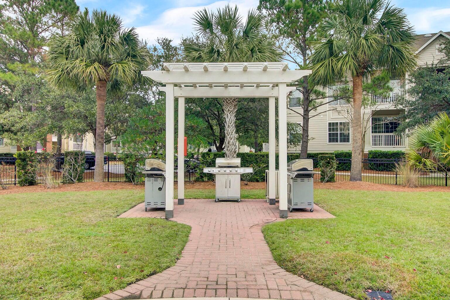 1600 Long Grove Drive Drive Unit 928