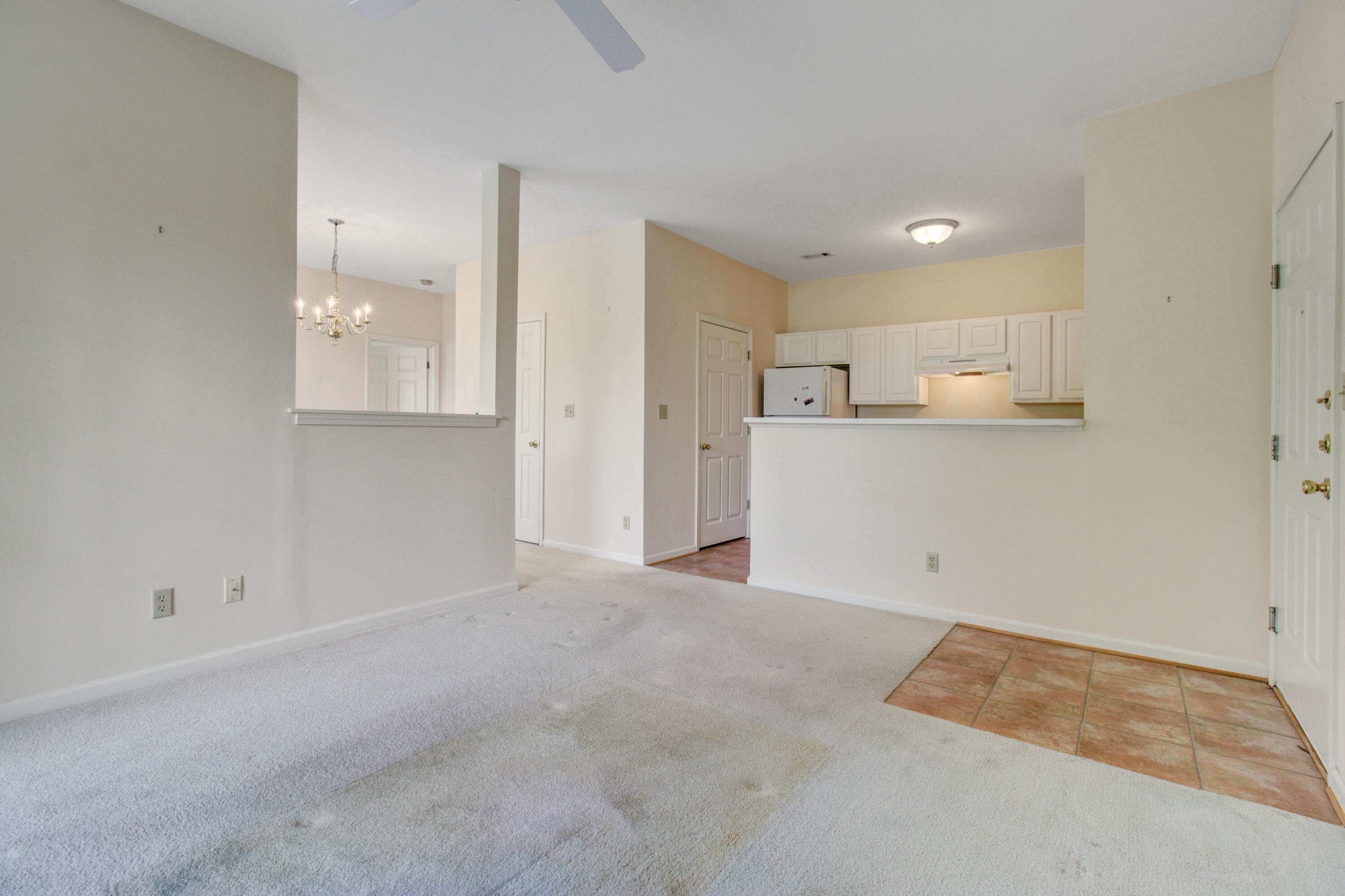 1600 Long Grove Drive Drive Unit 928