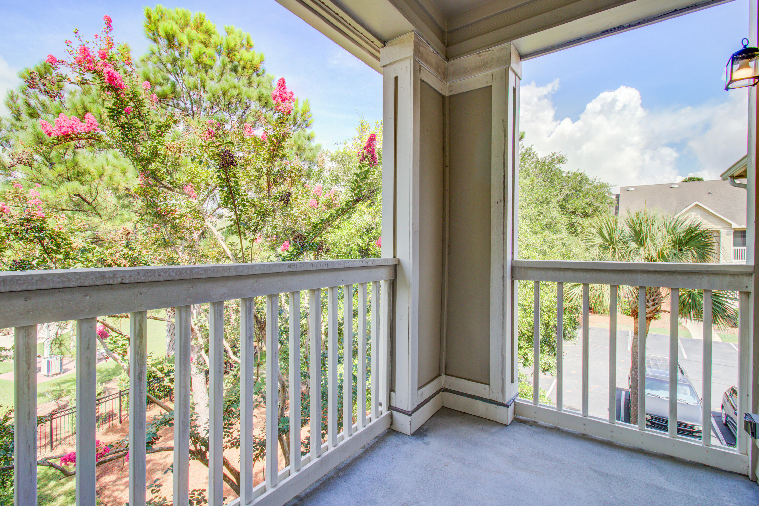 1600 Long Grove Drive Drive Unit 928