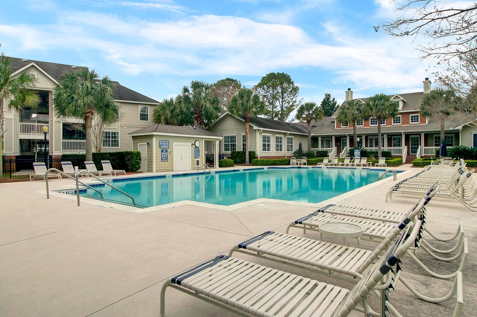 1600 Long Grove Drive Drive Unit 928