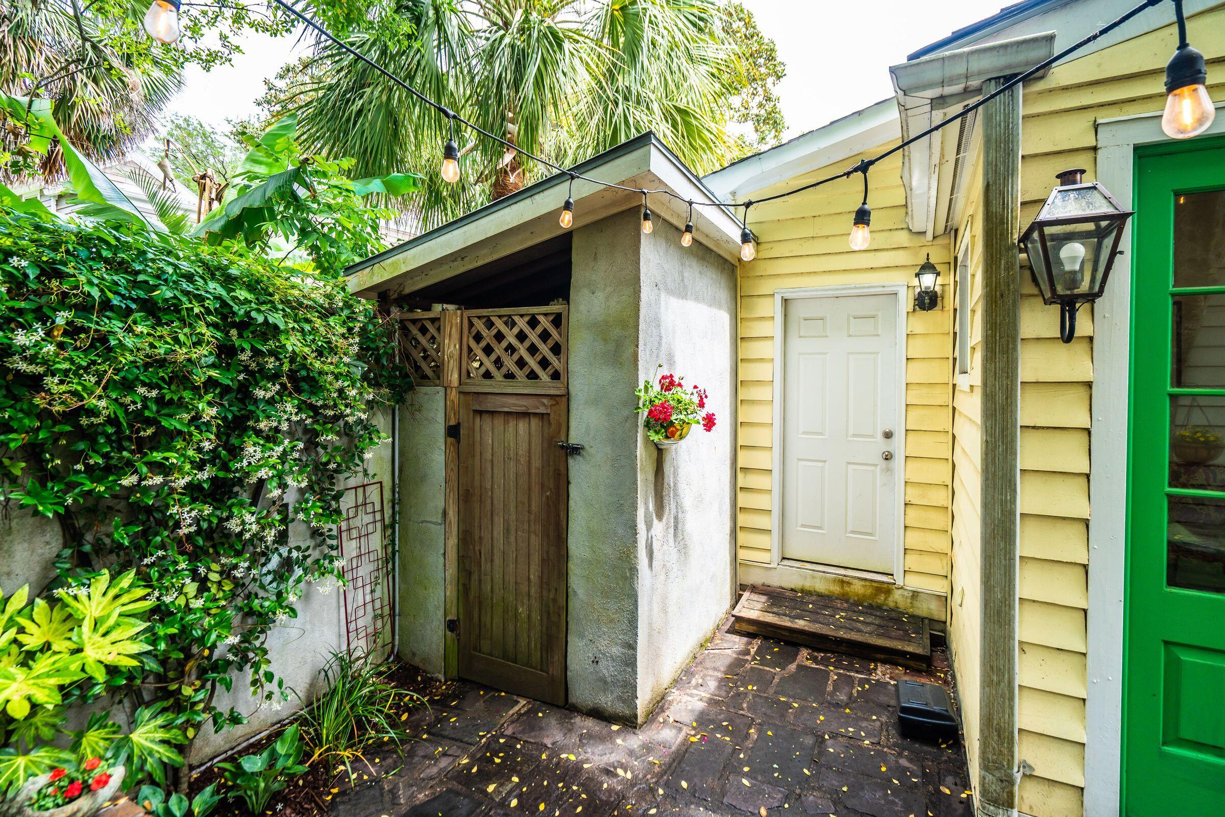 8 Trumbo Street