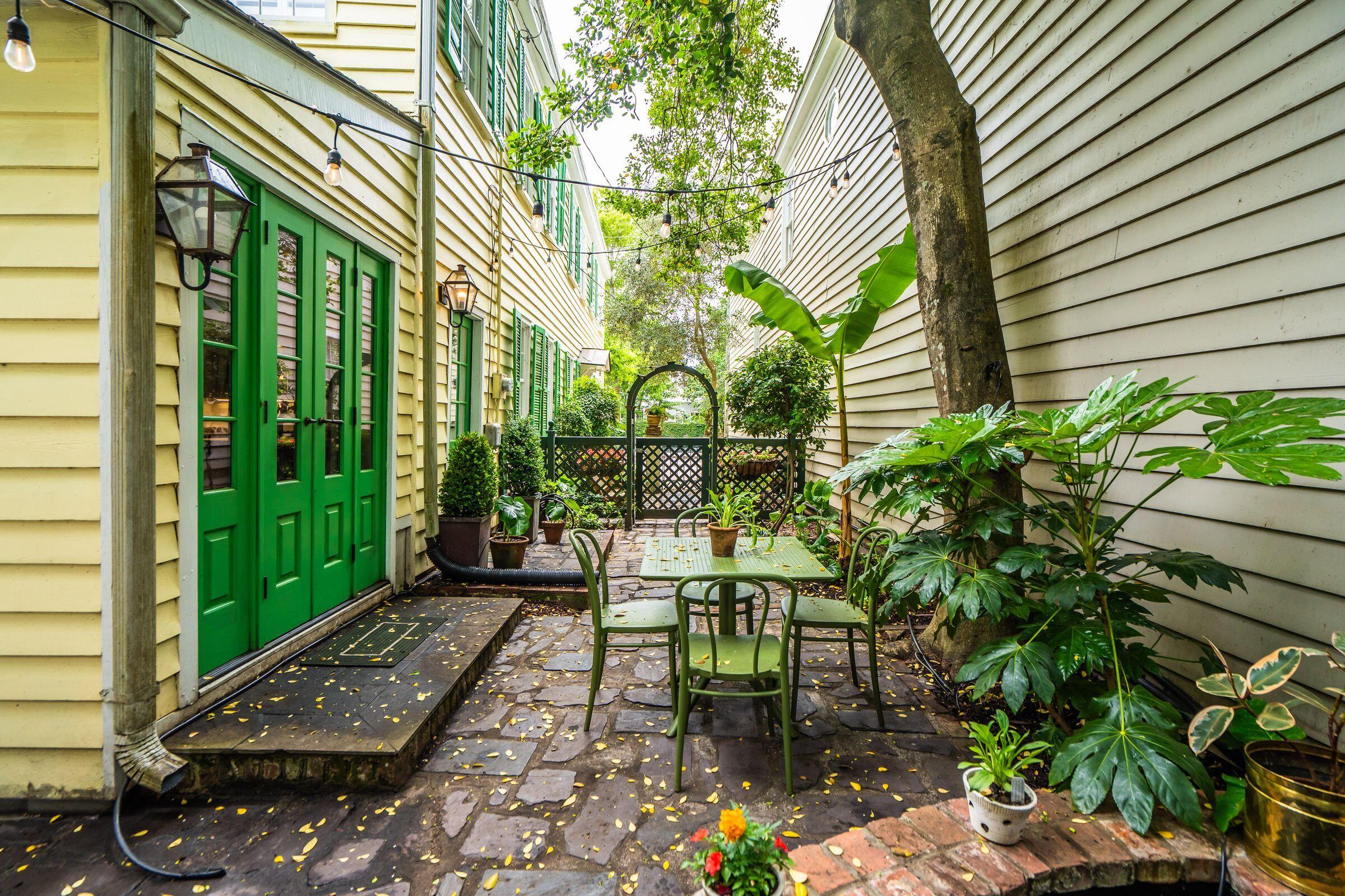 8 Trumbo Street