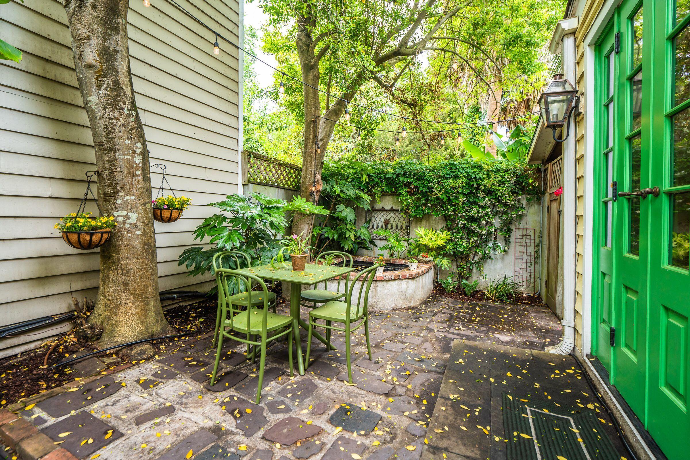 8 Trumbo Street