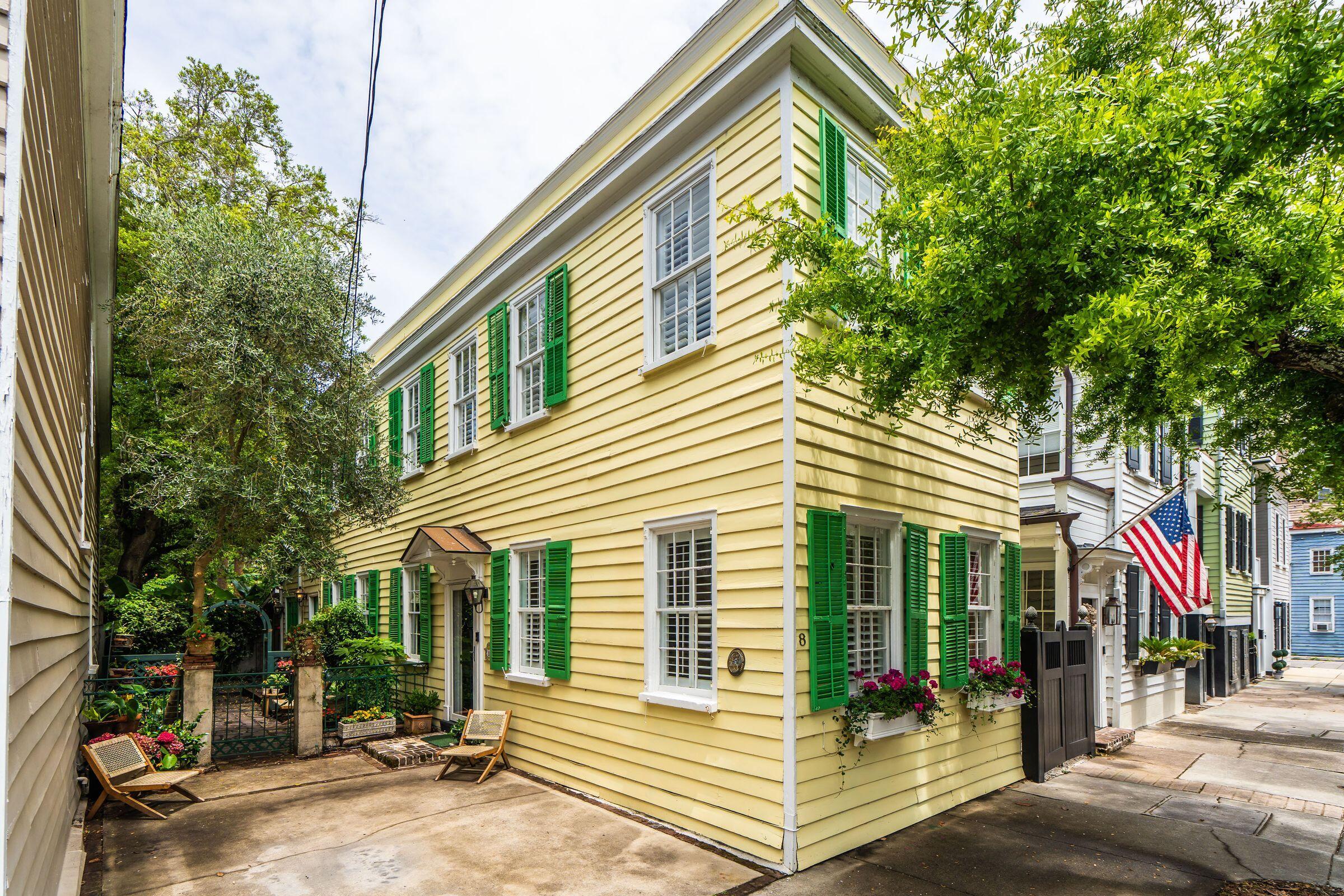 8 Trumbo Street