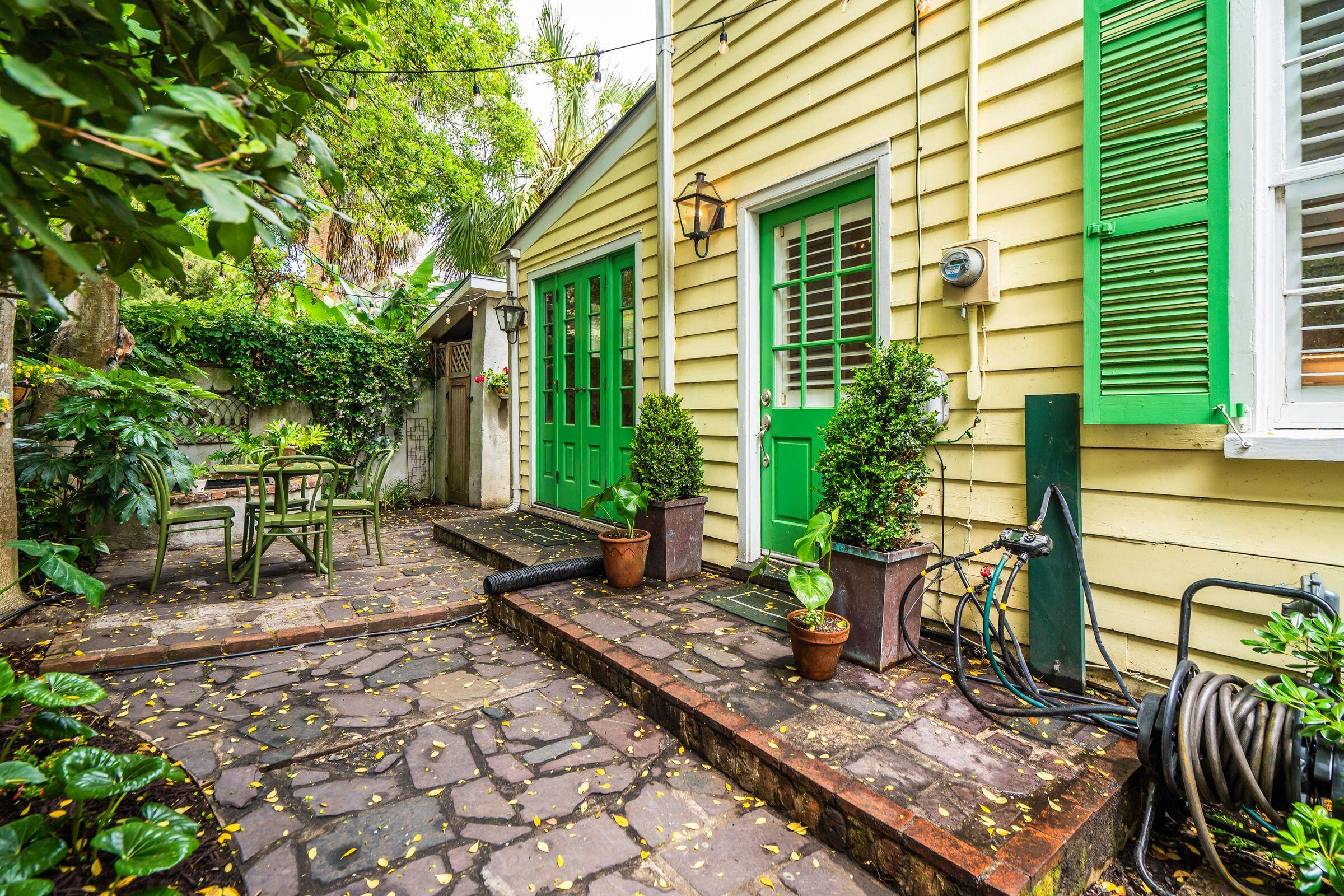 8 Trumbo Street
