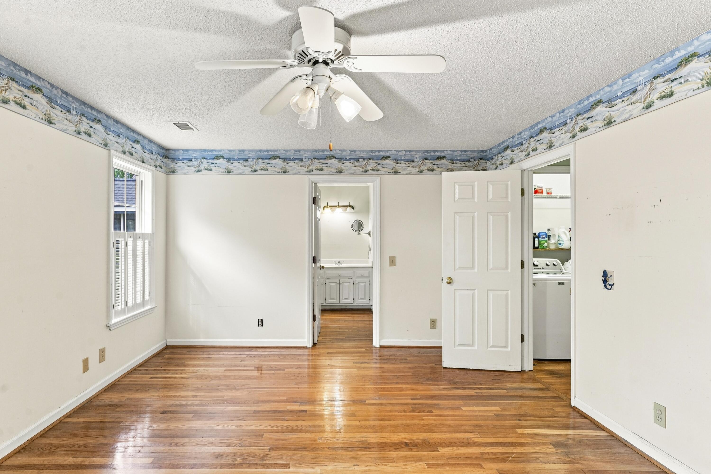 514 W Beach