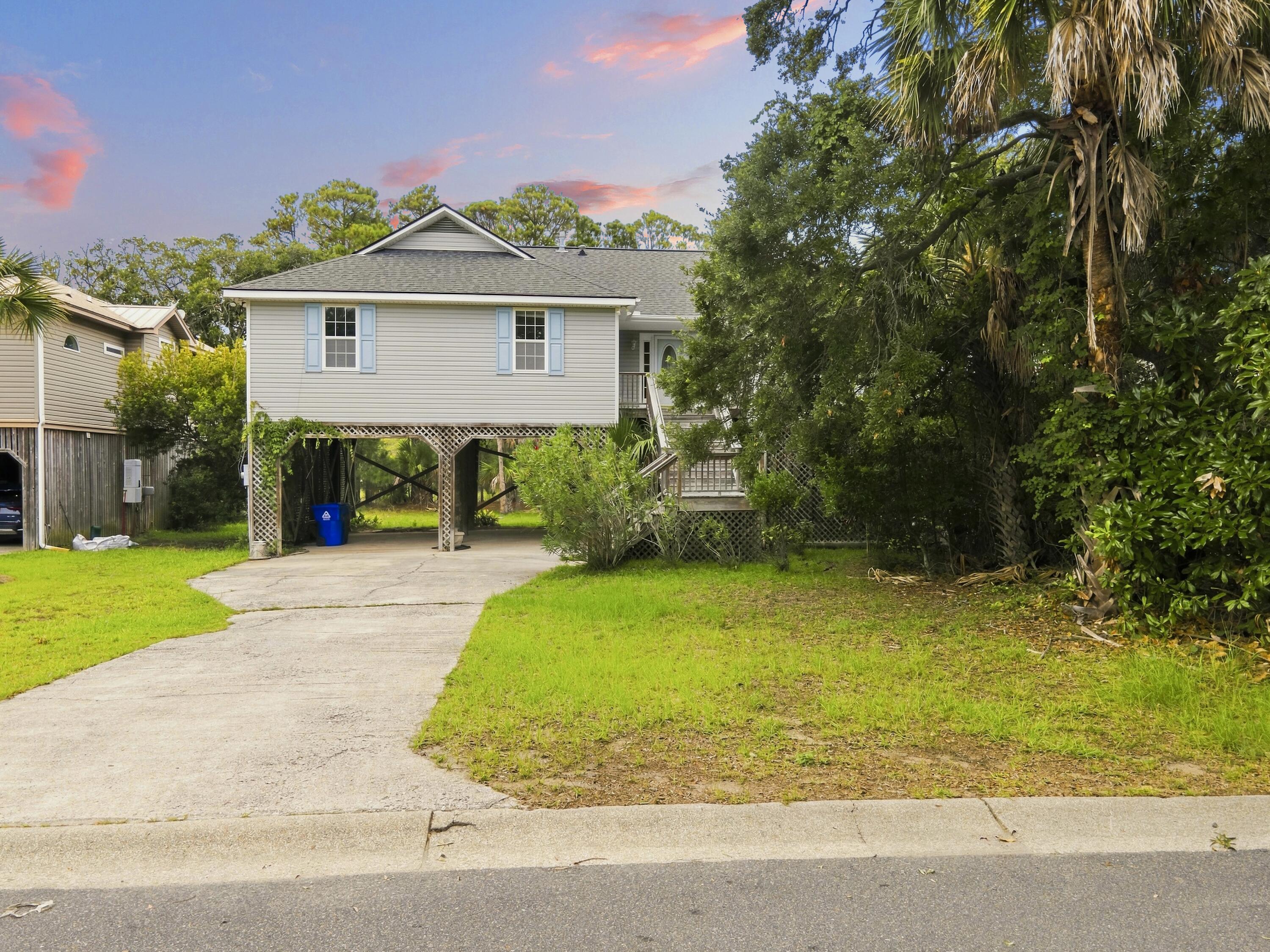 514 W Beach
