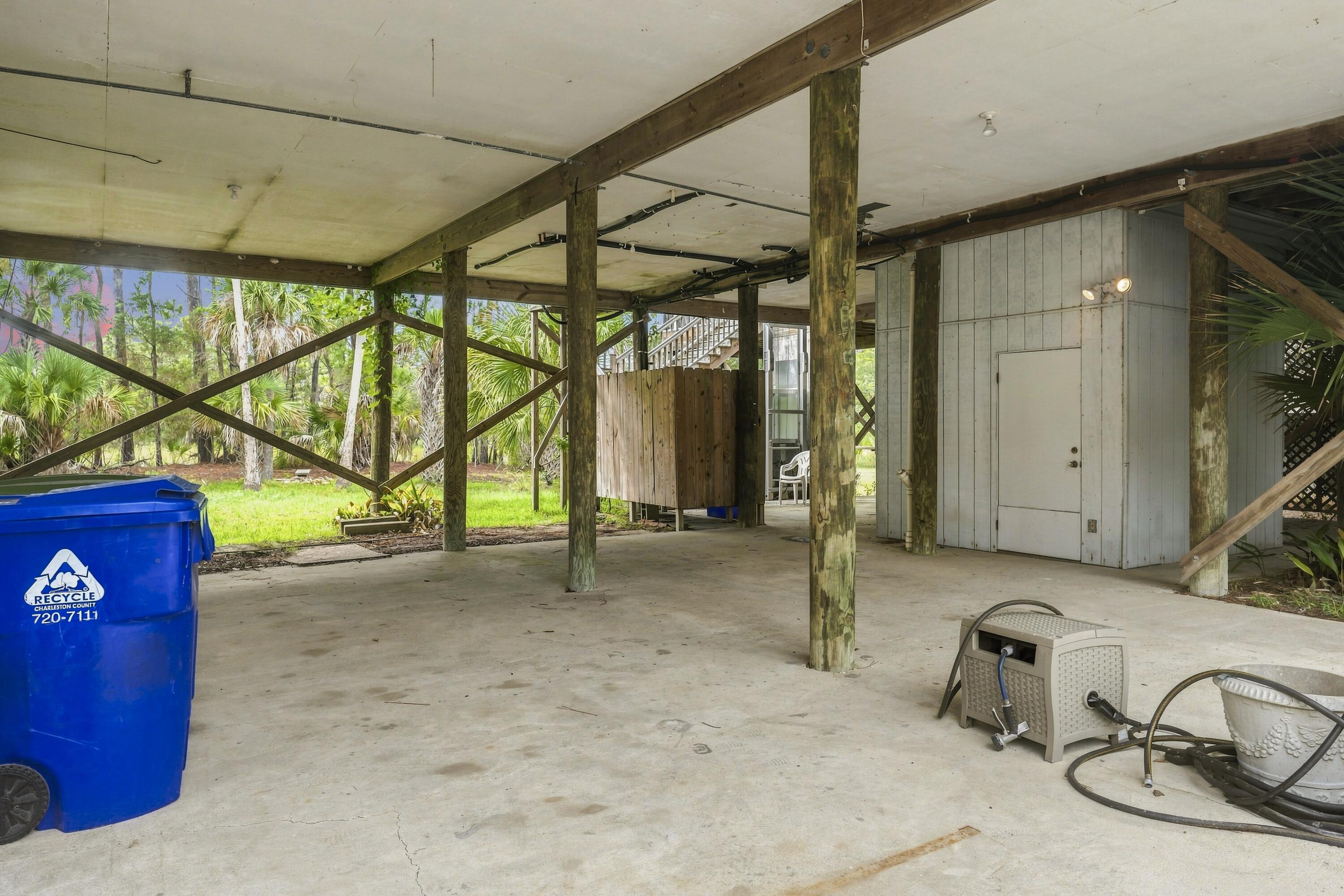 514 W Beach