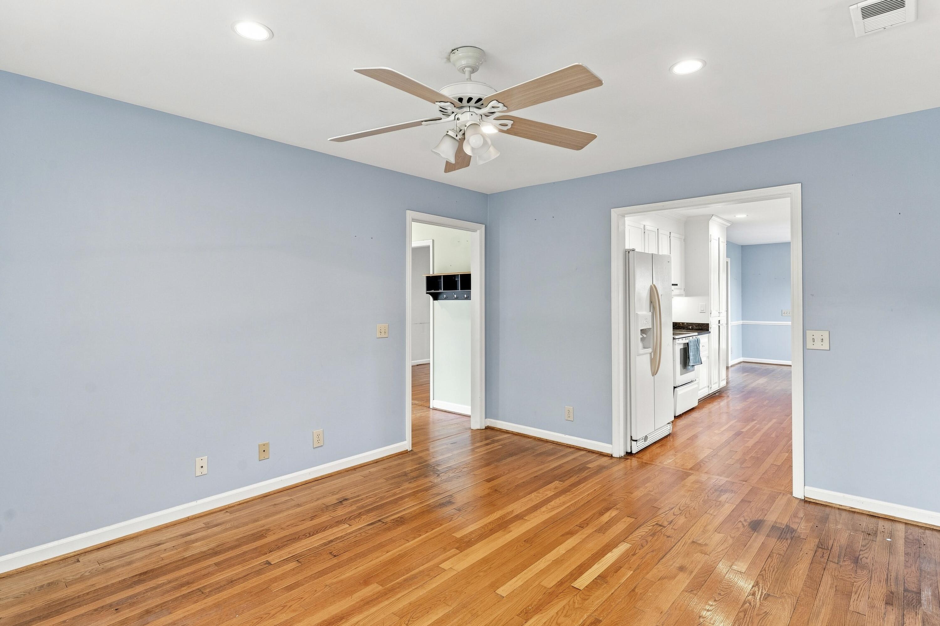 514 W Beach