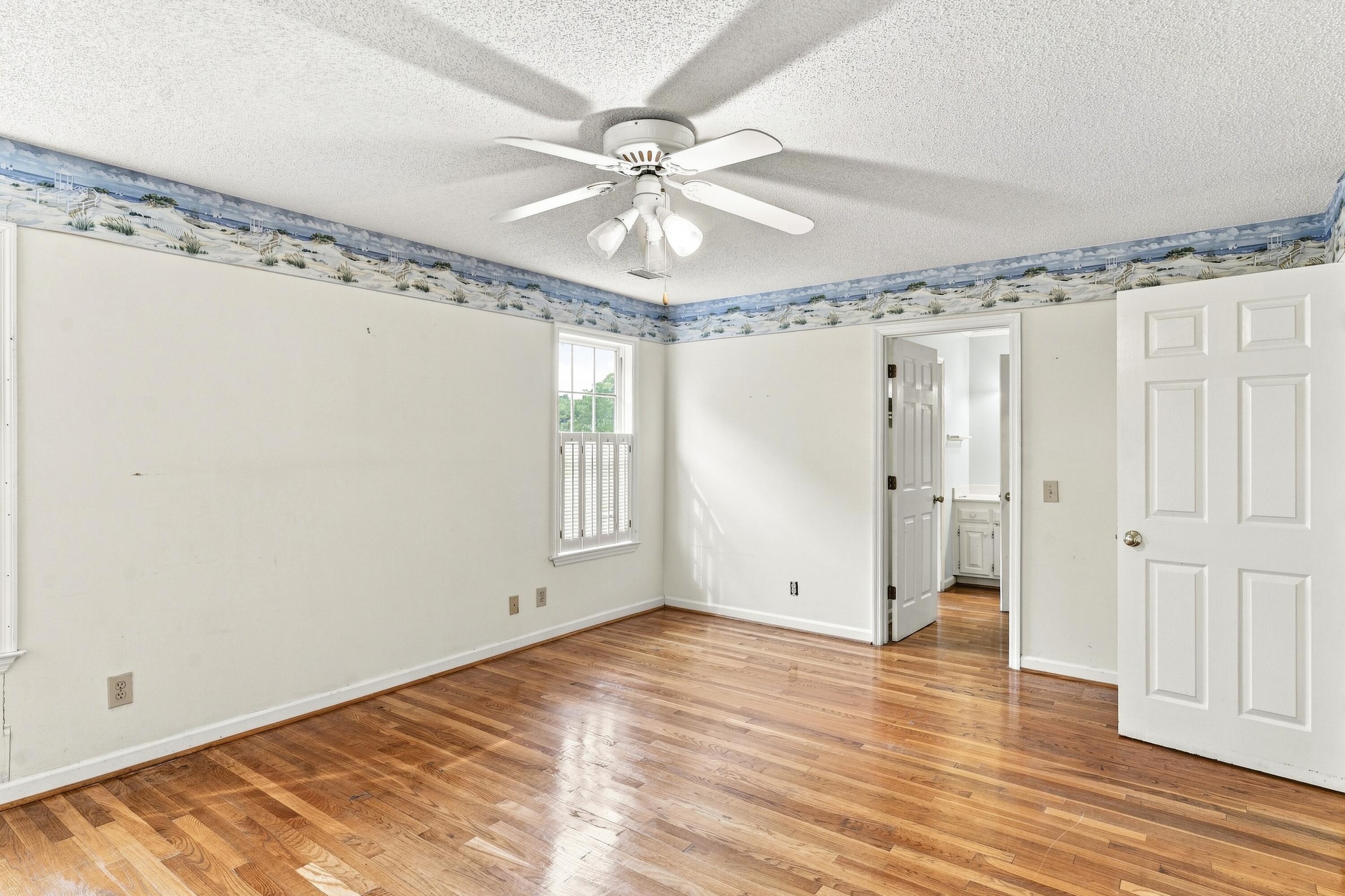 514 W Beach