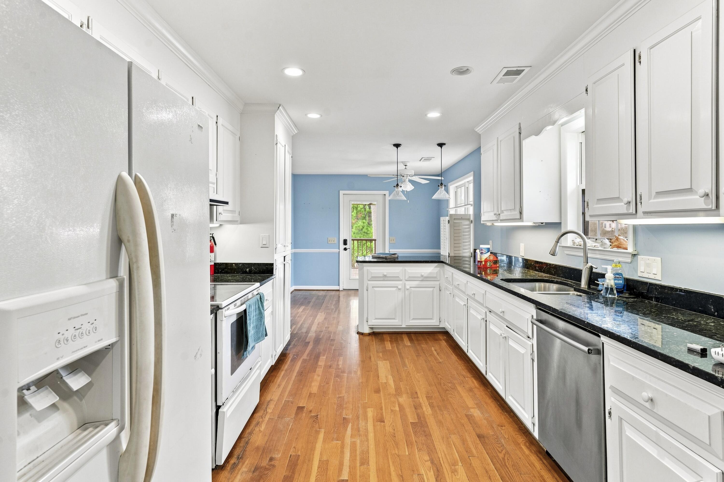 514 W Beach