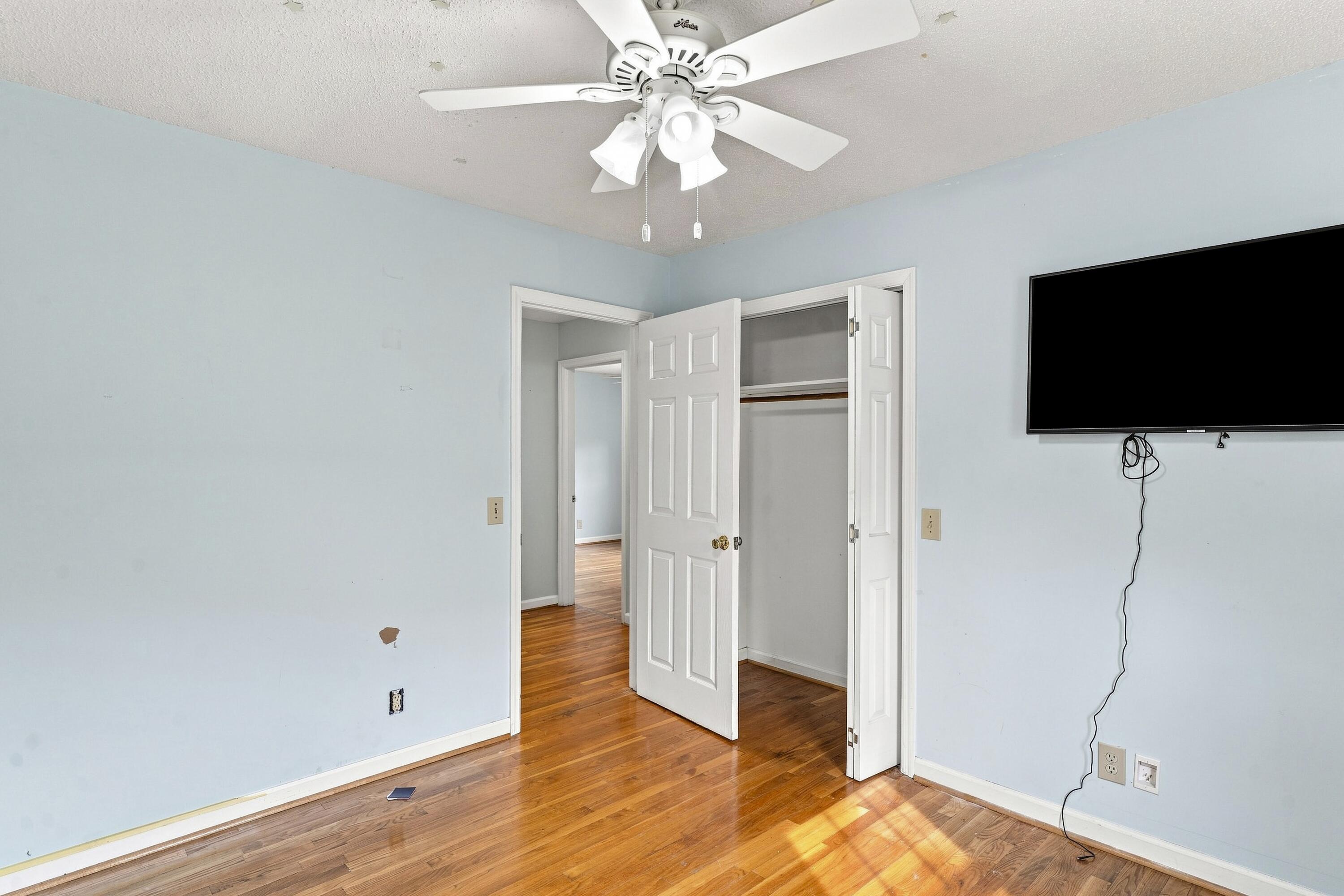 514 W Beach