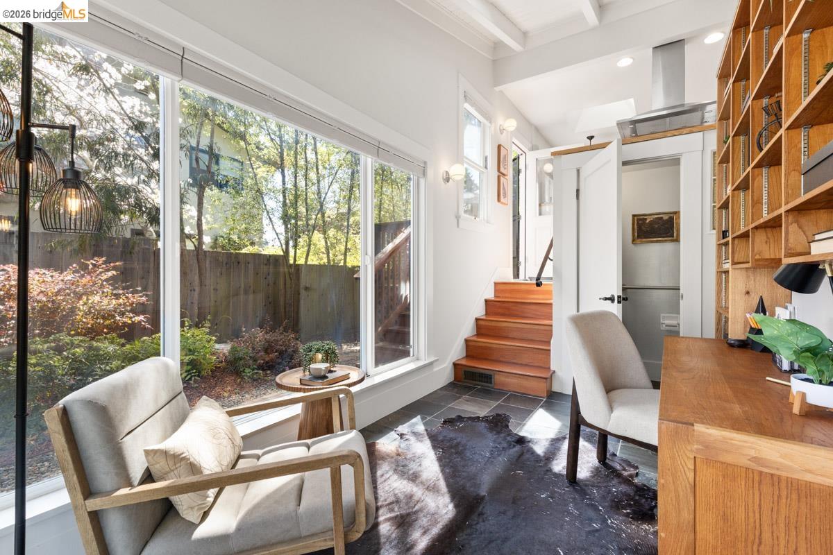 71 Norwood Ave