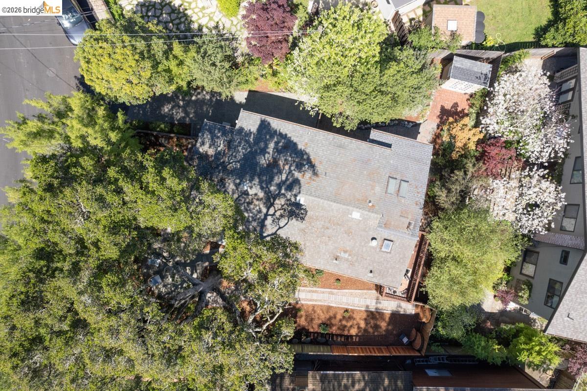 71 Norwood Ave