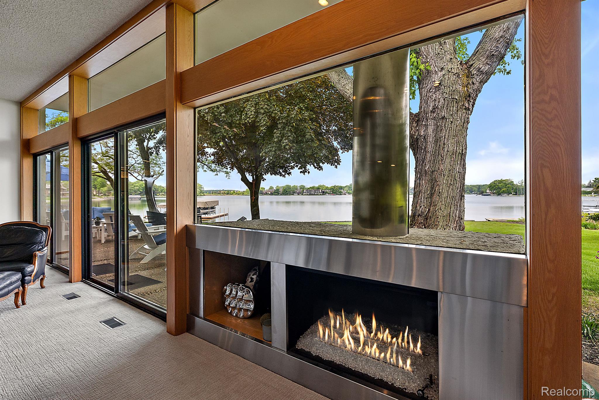 3110 W LONG LAKE Road