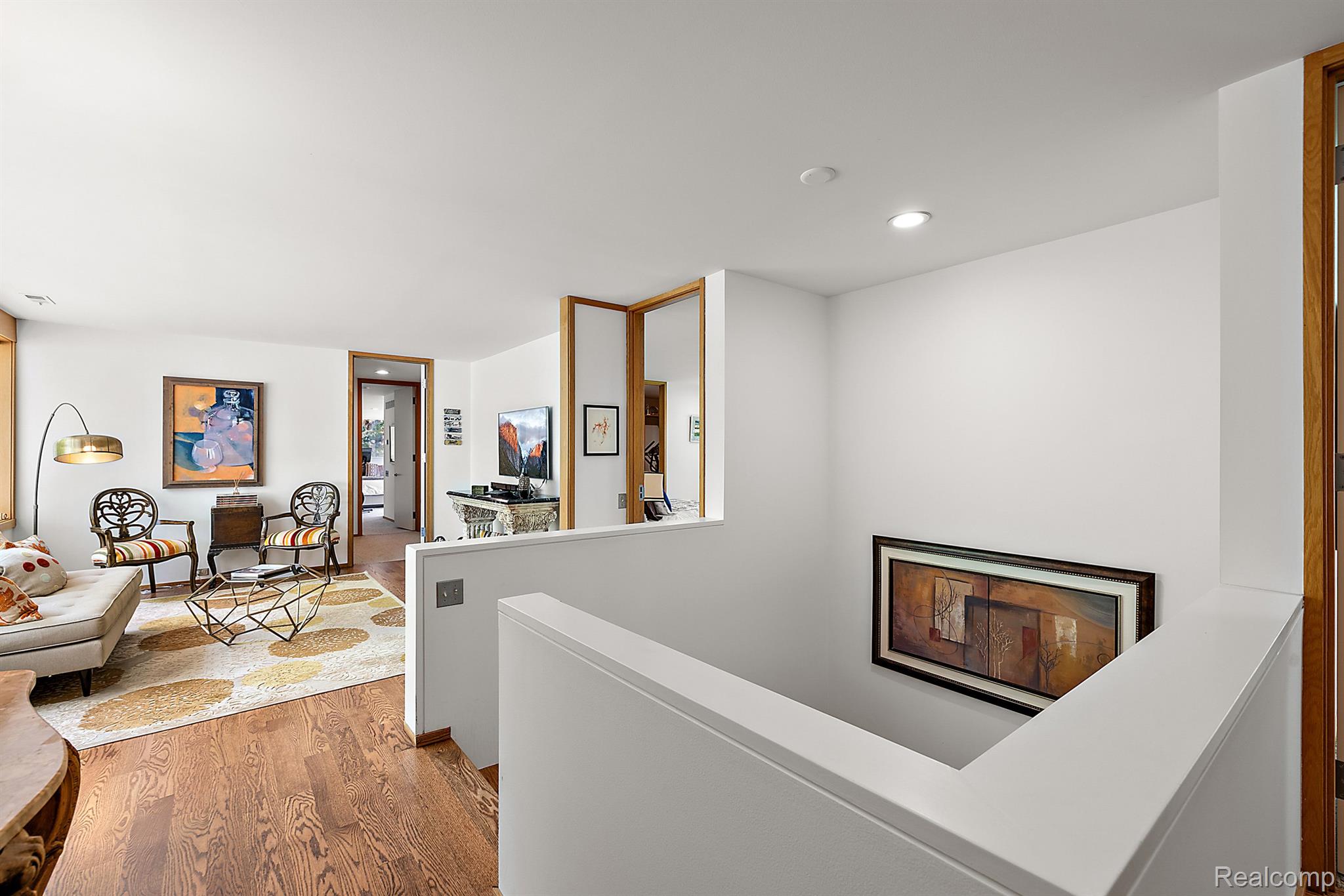 3110 W LONG LAKE Road