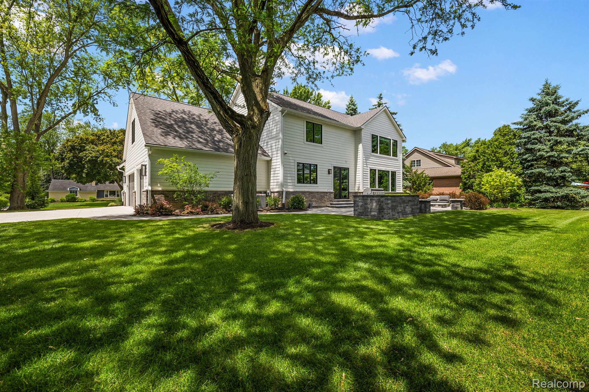 3486 W BRADFORD Drive