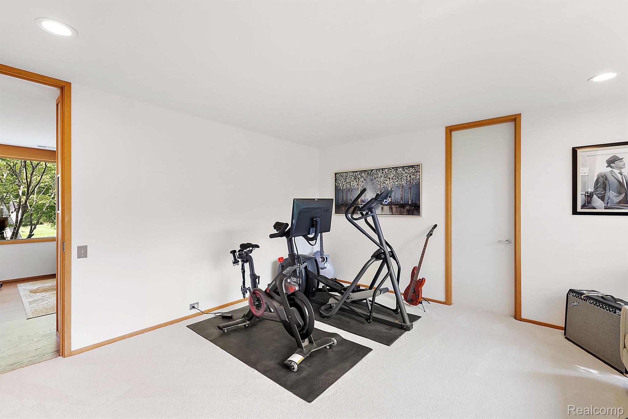 3130 W Long Lake Road