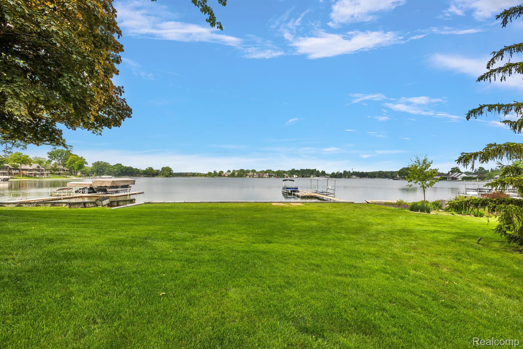3130 W Long Lake Road