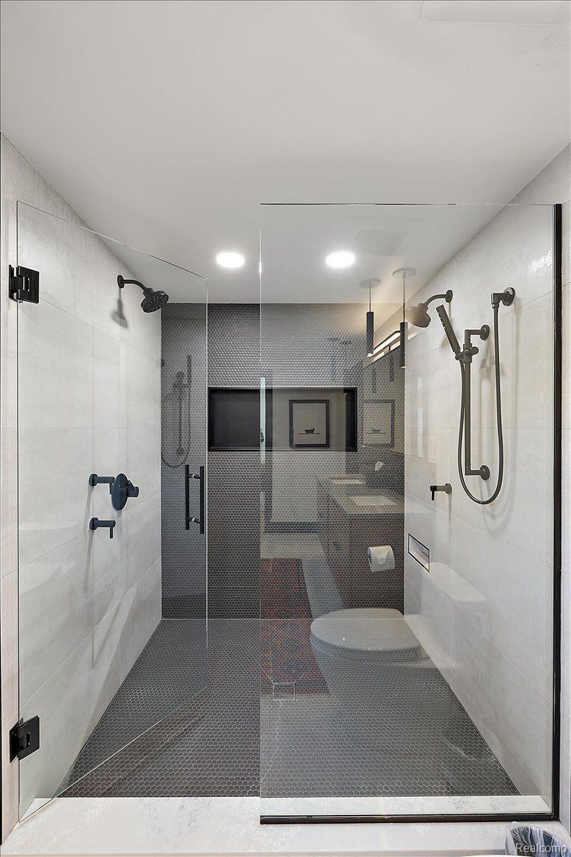 7174 Glengrove Drive