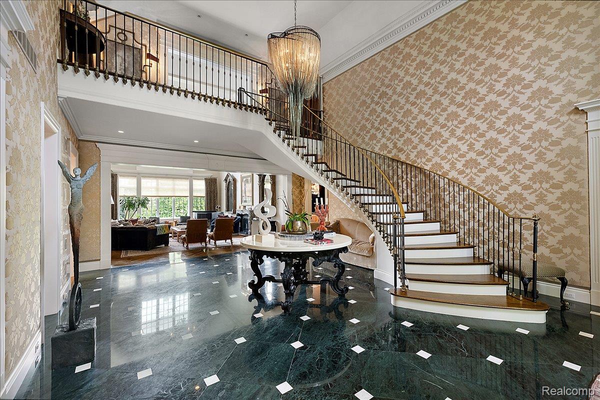 630 Vaughan Road