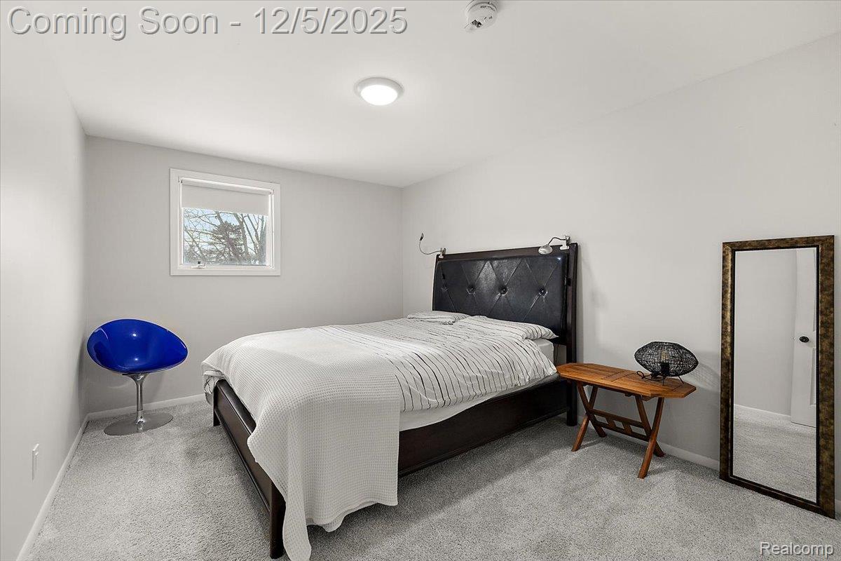 21622 Riverview Drive