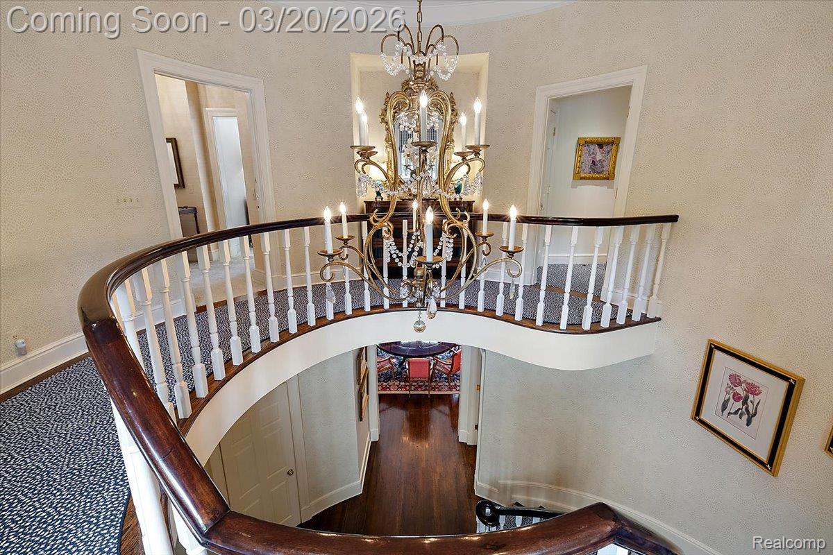 1045 Country Club Road