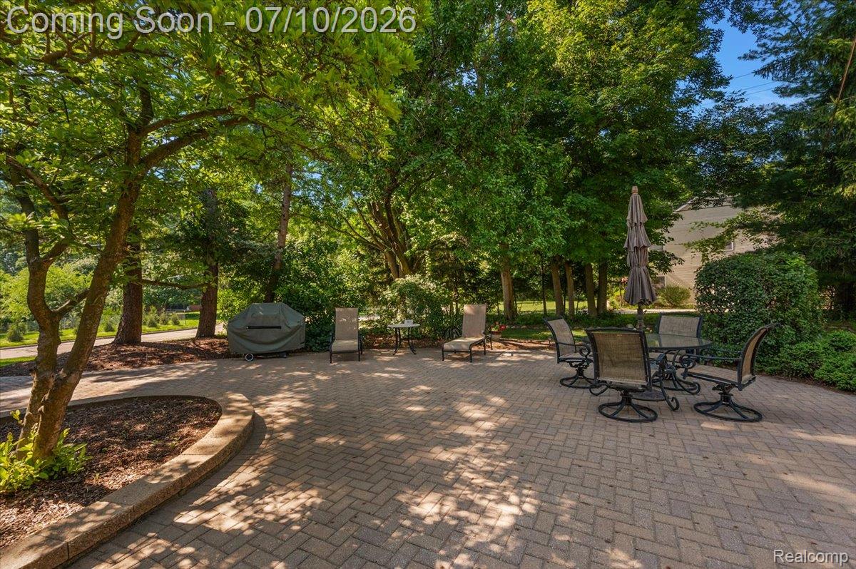 21640 Riverview Drive