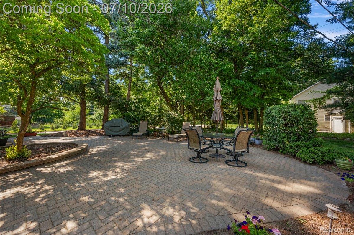 21640 Riverview Drive