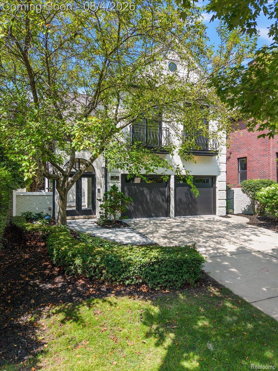 596 Henrietta Street