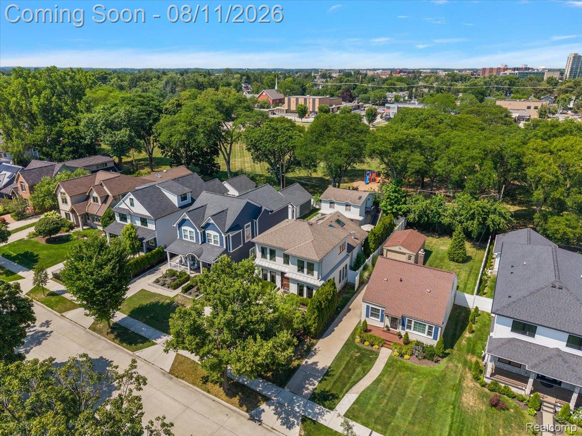 559 Bennaville Avenue