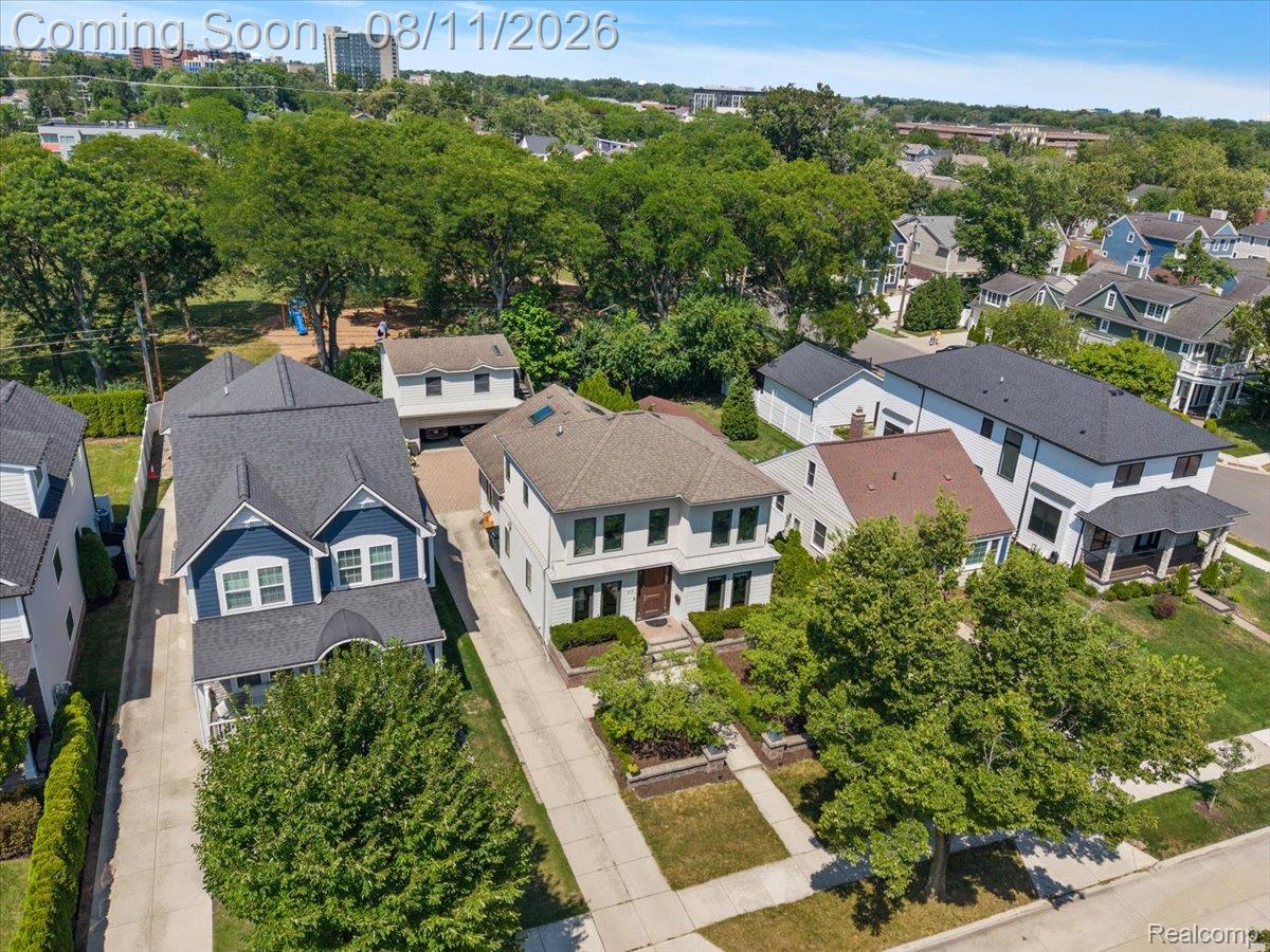 559 Bennaville Avenue