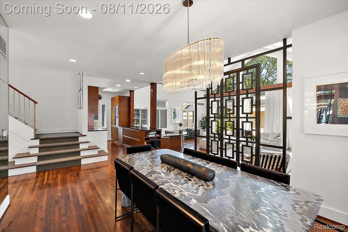 559 Bennaville Avenue