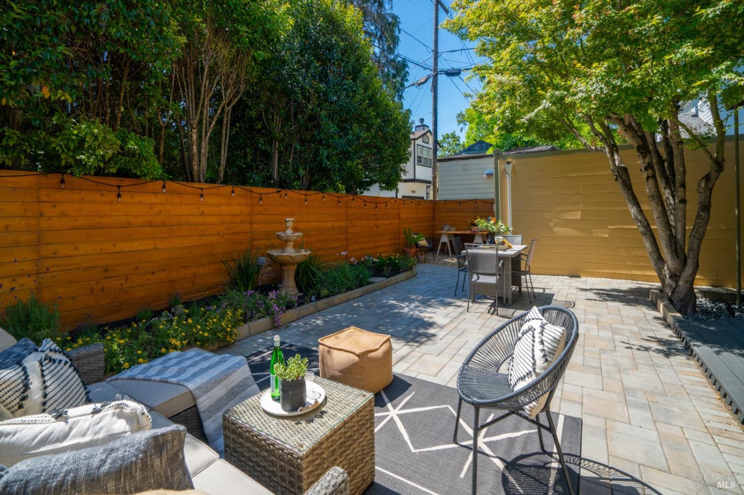 10 Broadmoor Ave, San Anselmo * Represented Seller