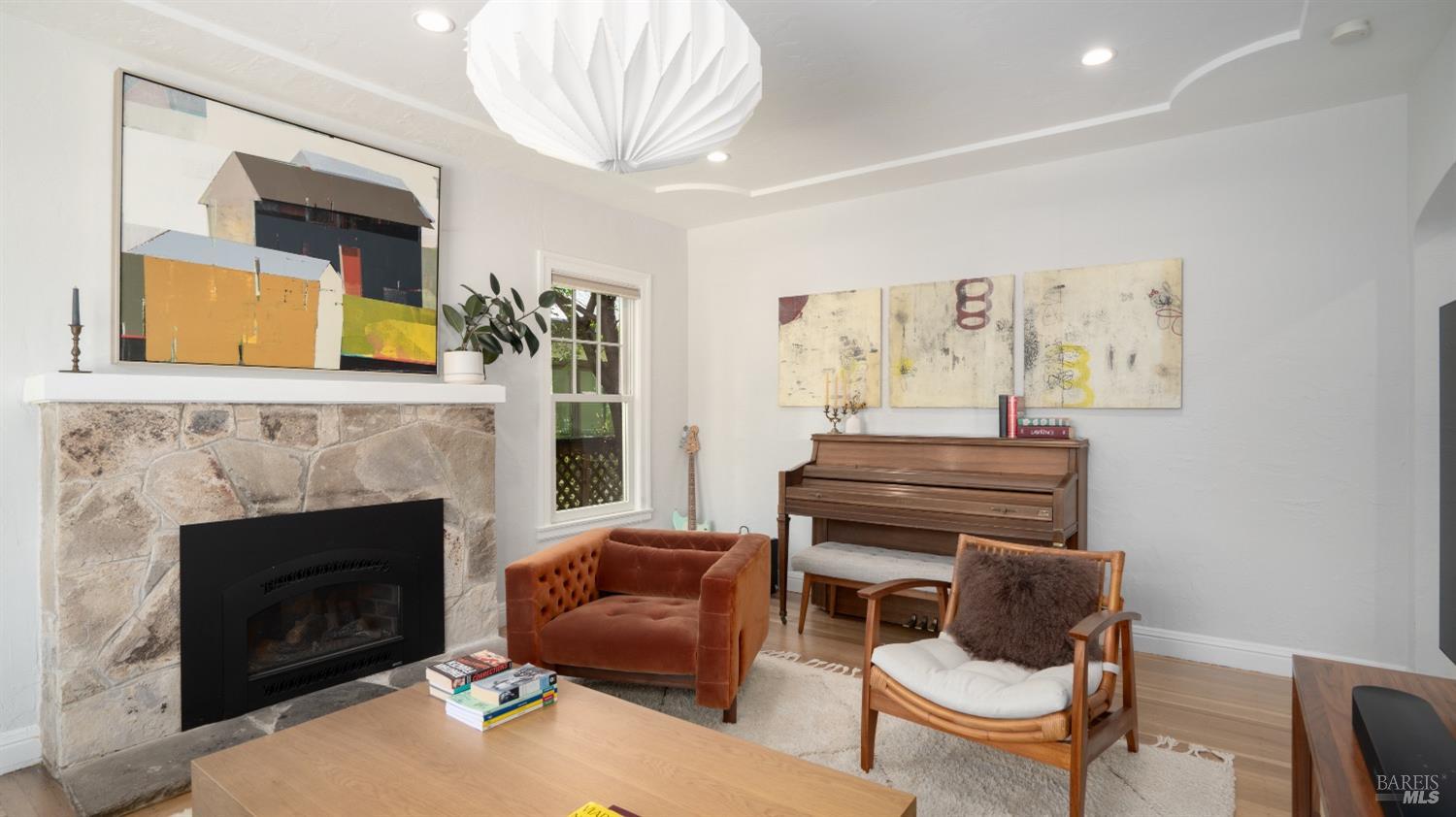 10 Broadmoor Ave, San Anselmo * Represented Seller