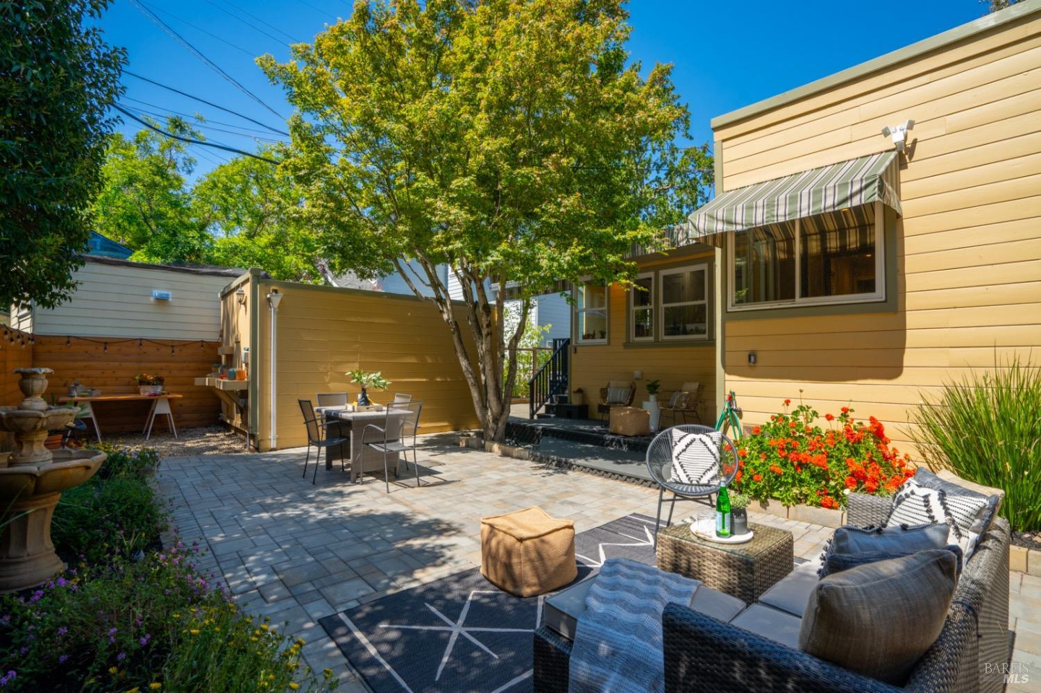 10 Broadmoor Ave, San Anselmo * Represented Seller