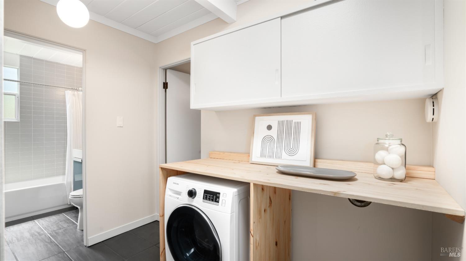 884 Greenberry Ln, San Rafael * Represented Sellers