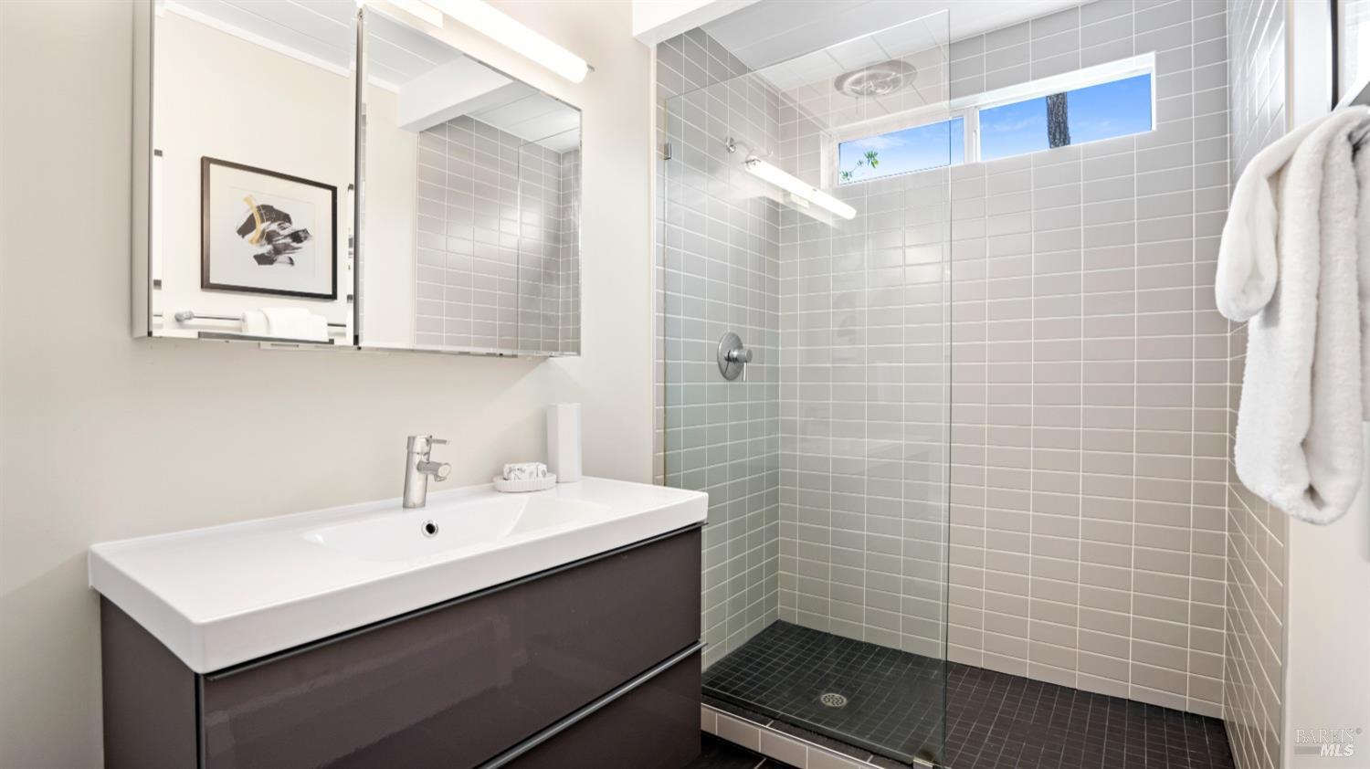 884 Greenberry Ln, San Rafael * Represented Sellers