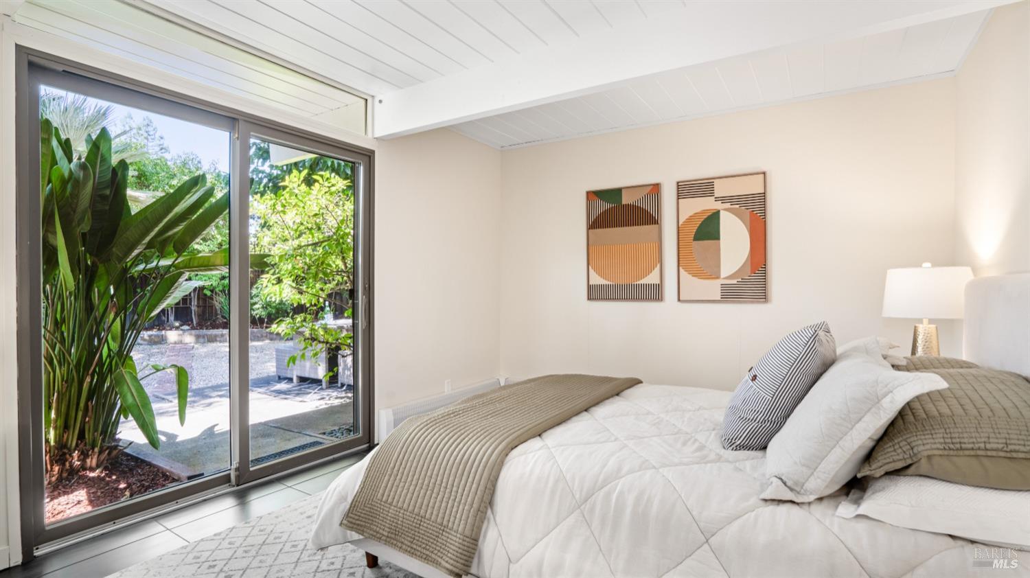 884 Greenberry Ln, San Rafael * Represented Sellers