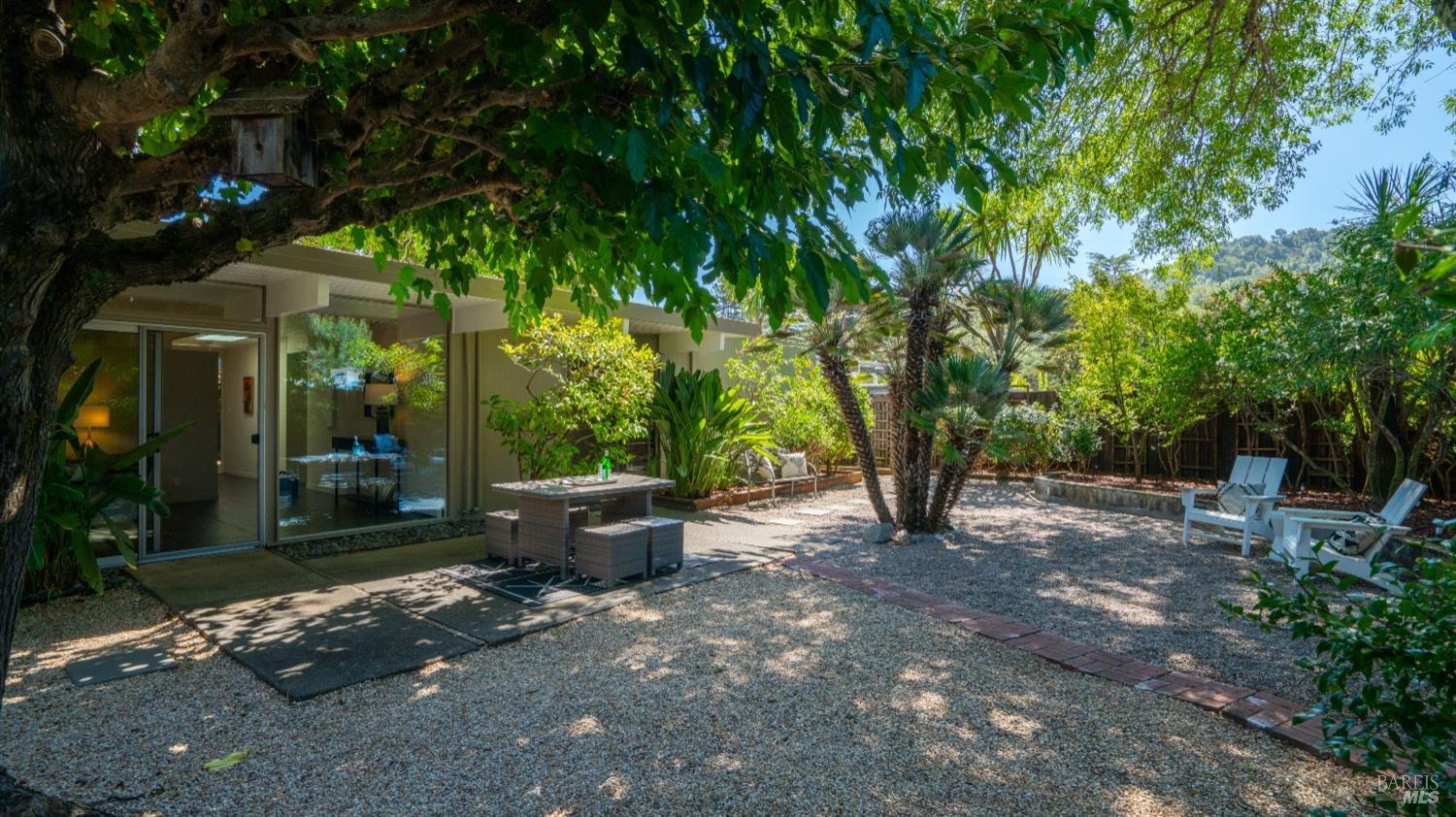 884 Greenberry Ln, San Rafael * Represented Sellers