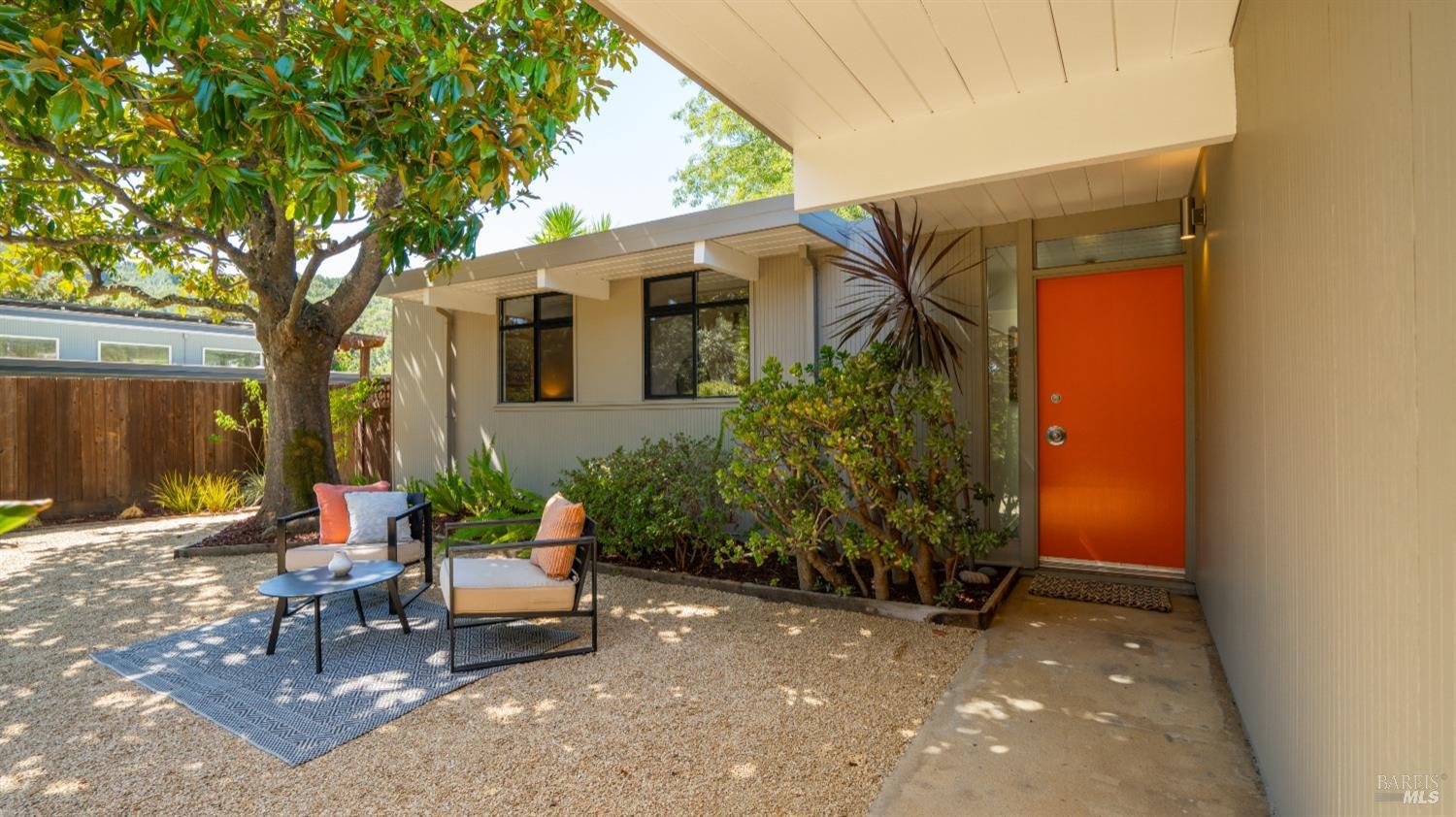 884 Greenberry Ln, San Rafael * Represented Sellers