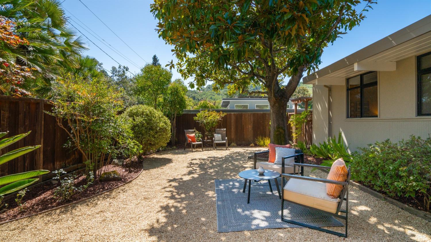 884 Greenberry Ln, San Rafael * Represented Sellers