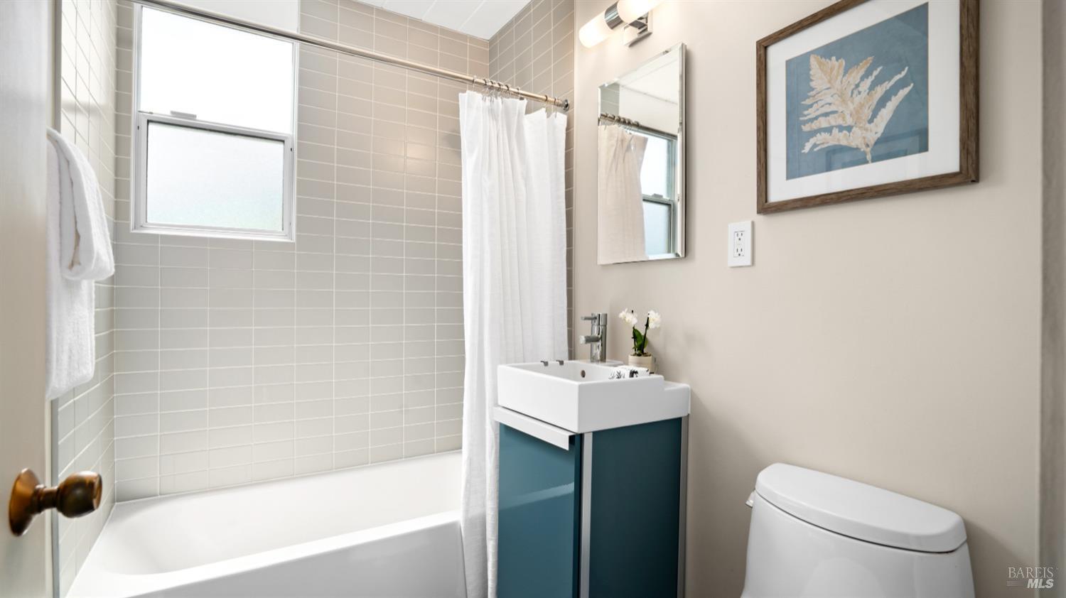 884 Greenberry Ln, San Rafael * Represented Sellers