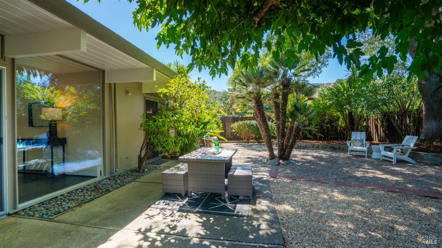 884 Greenberry Ln, San Rafael * Represented Sellers