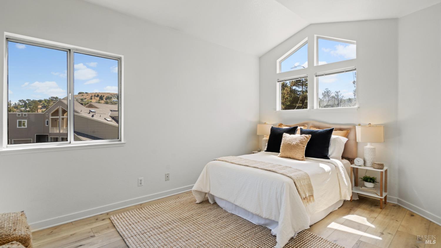 72 Parkview Cir