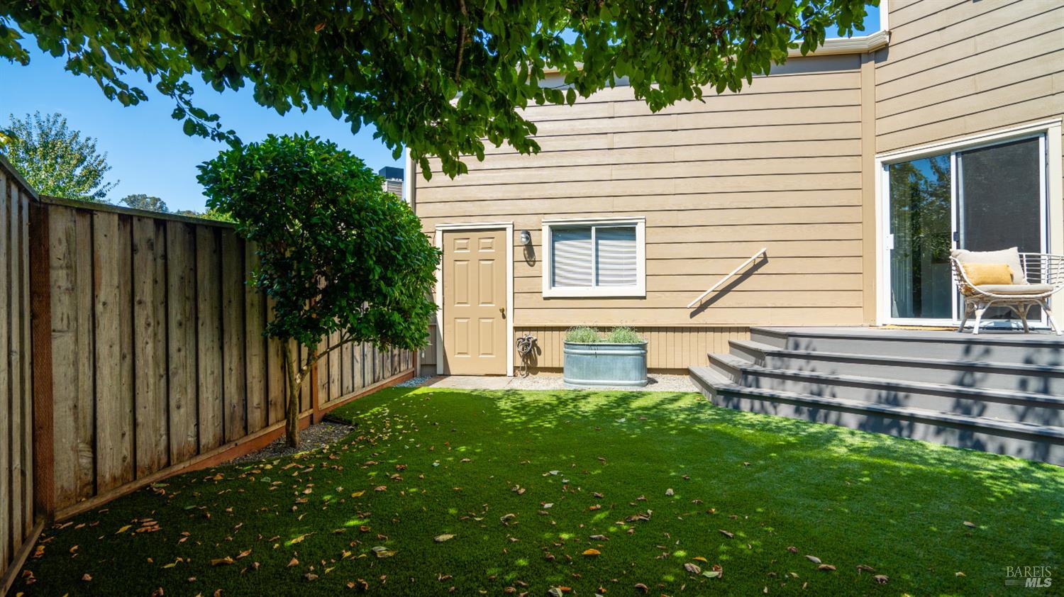 72 Parkview Cir