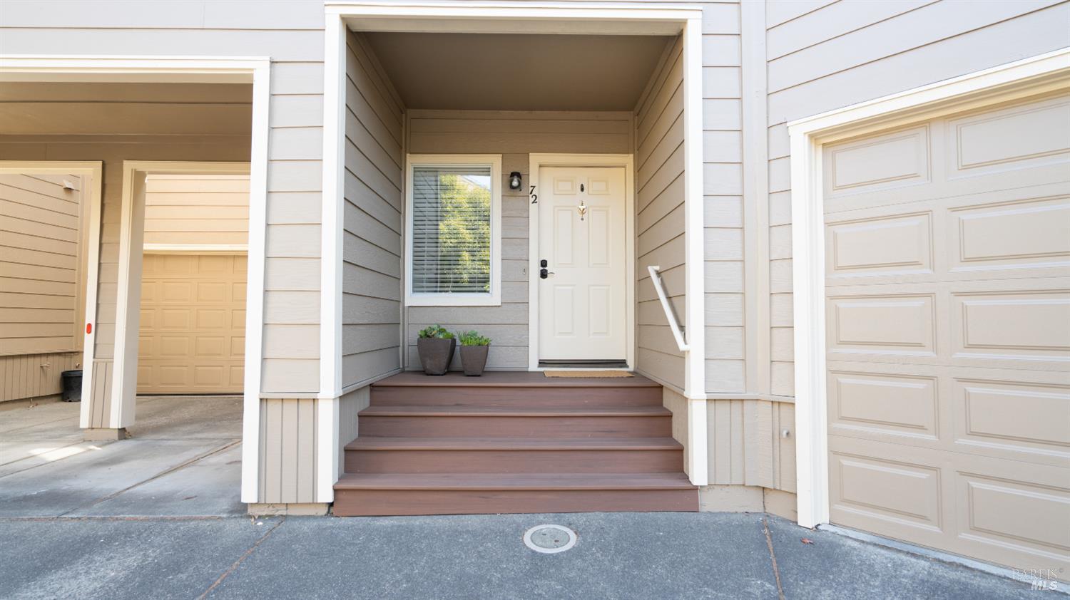72 Parkview Cir