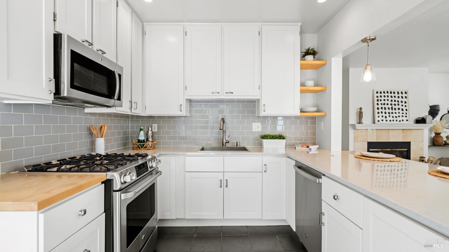 72 Parkview Cir